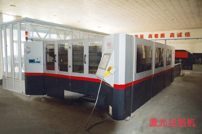 �����и��